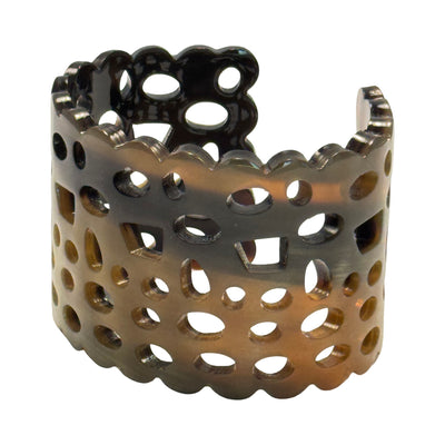 OSB04 Natural horn carved open pattern cuff