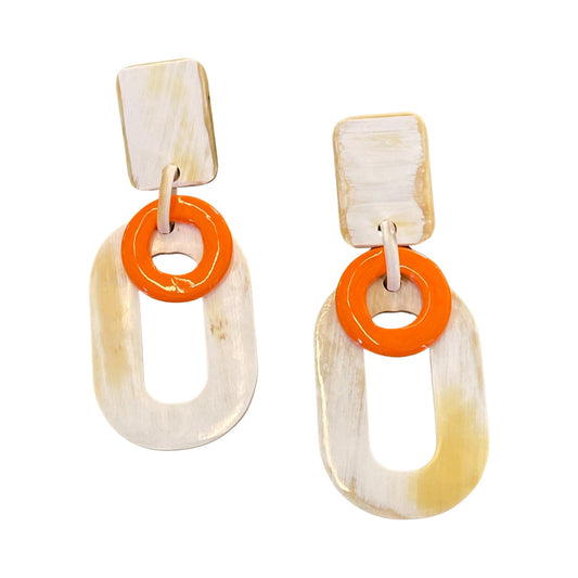 CTE118-O  Natural Horn And Lacquer Drop Earring On Post