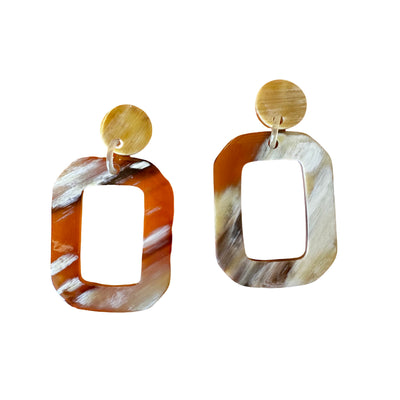 CTE119 Natural Horn Drop Earring On Post