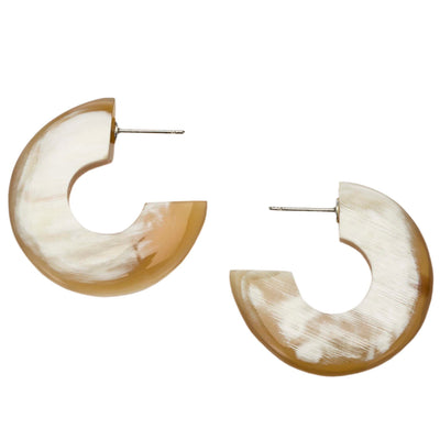 CTE32 Natural Light Flat Crescent On Post