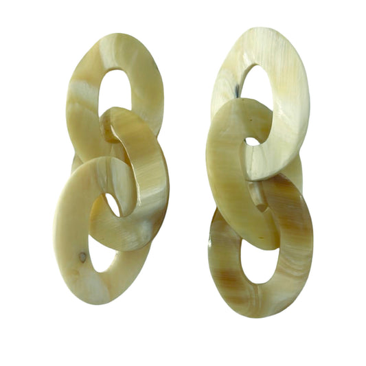 CTE142 Genuine Horn 3 Curb Links on Post
