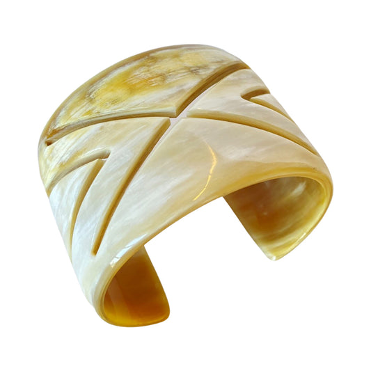 CTB193 Natural Carved Horn Cuff