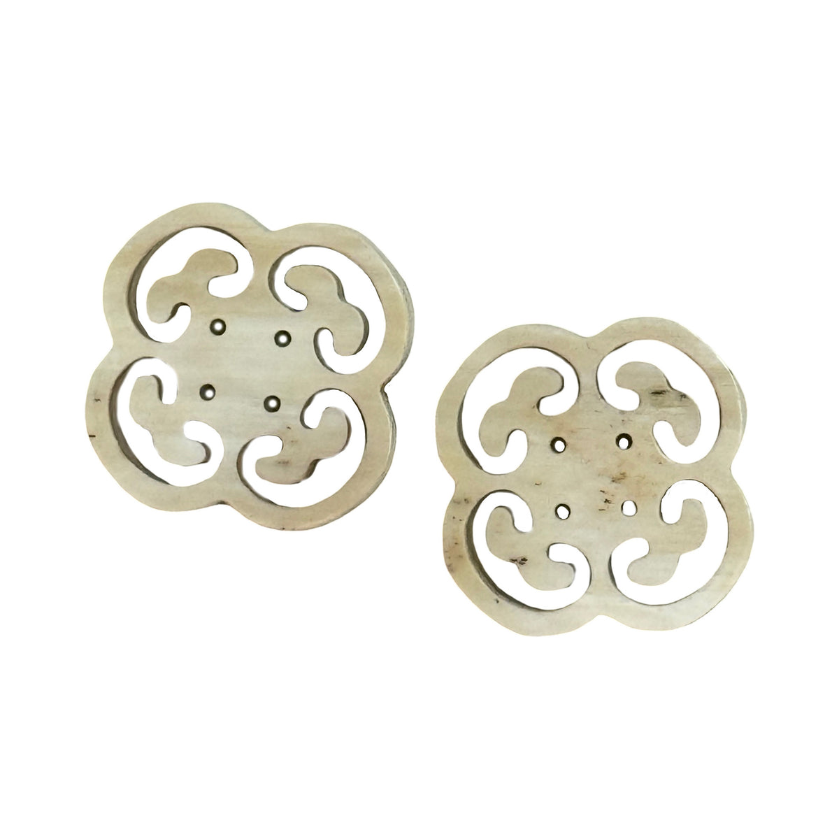 OSE13 Light color horn carved stud earring