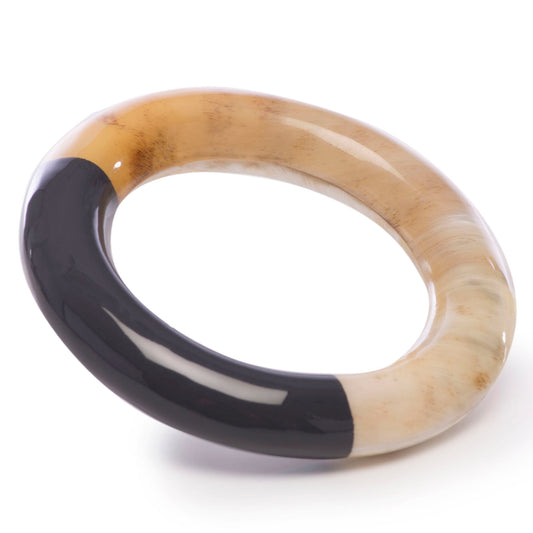 CTB166 Natural Horn Bangle With Lacquer