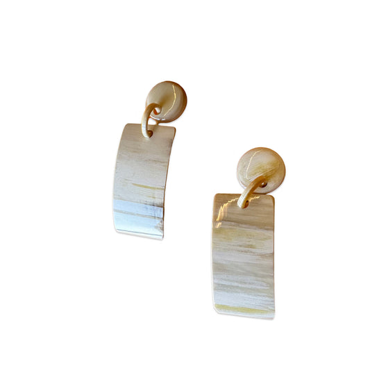CTE121 Natural Horn Drop Earring On Post