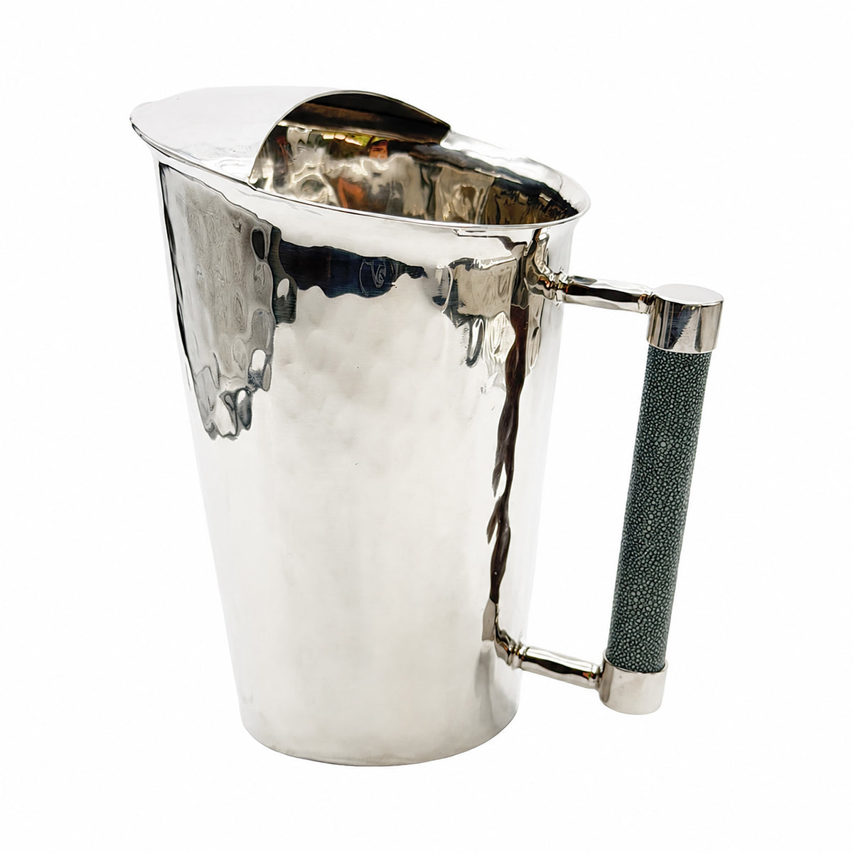 Forged SS 7 in Pitcher With Shagreen Handle