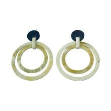CTE133 Genuine Horn Double Hoops Dropped Post