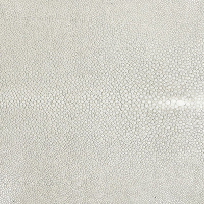 Ava Yellow Gold Pendant  Shagreen