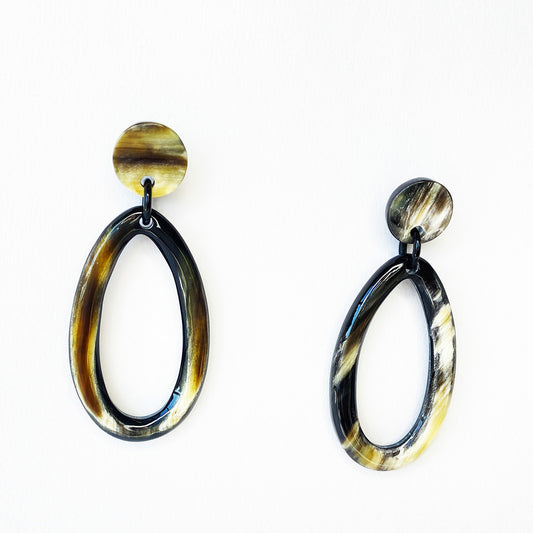 CTE89 Natural Horn Drop Earring On Post