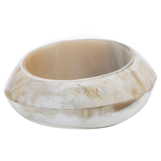 CTB098 Natural Horn 3-Dimensional Bangle