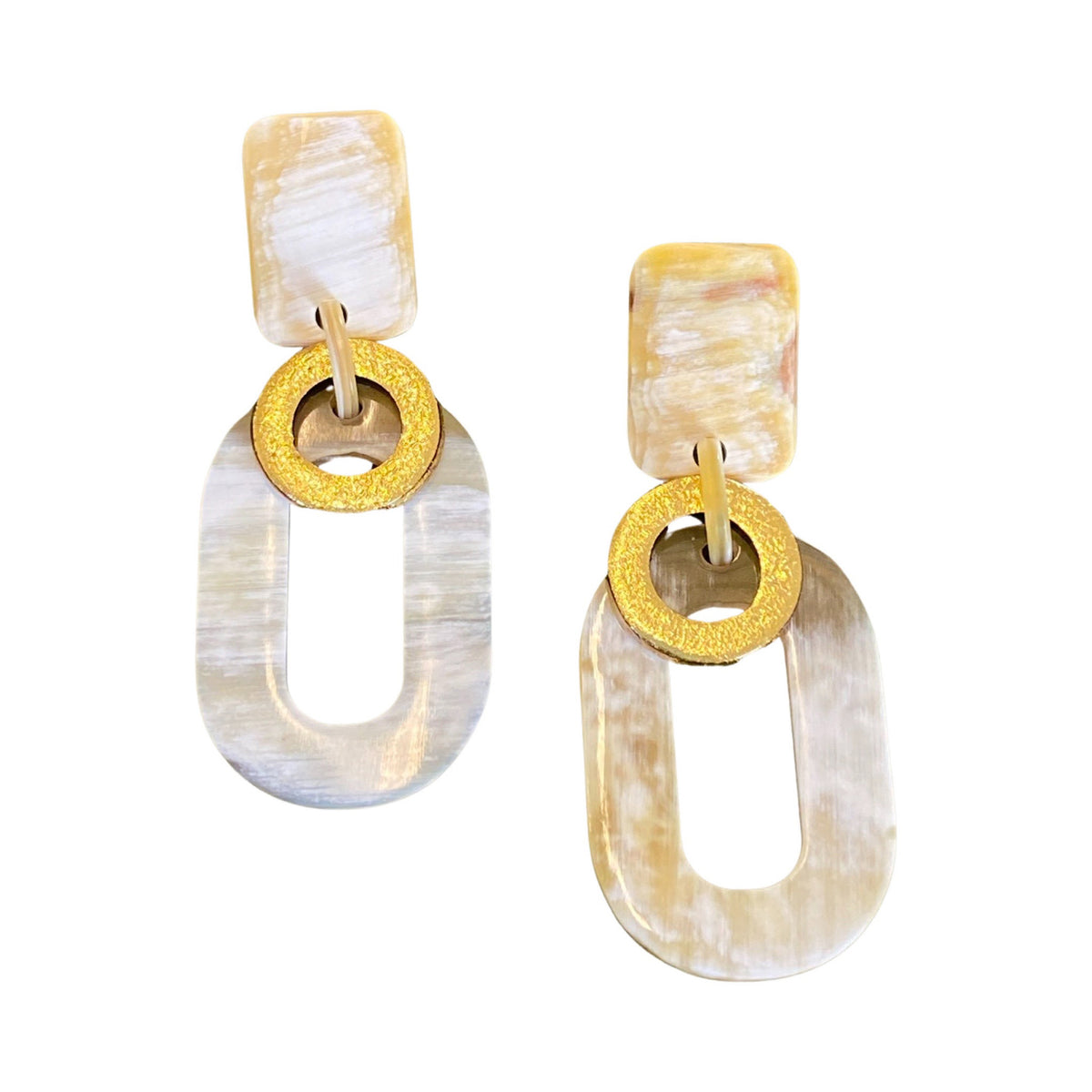 CTE118G Natural Horn And Lacquer Drop Earring On Post